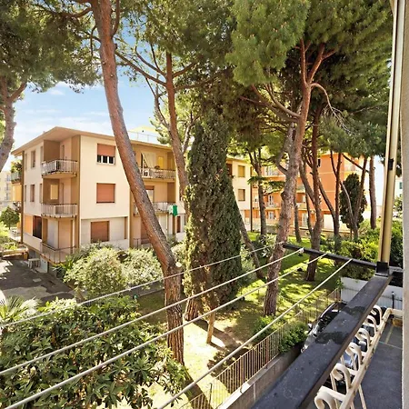 Casa Serena 12 *